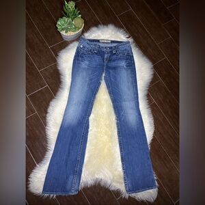 Big Star “Maddie boot” mid rise fit Classic Blue Boot Cut Jeans Sz 28 Long